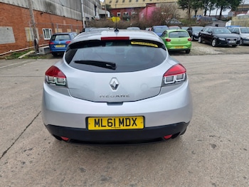 Used Renault Megane 2011 for sale - 77789909: Photo