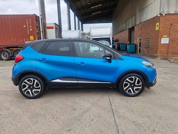 Used Renault Captur 2016 for sale - 79251799: Photo