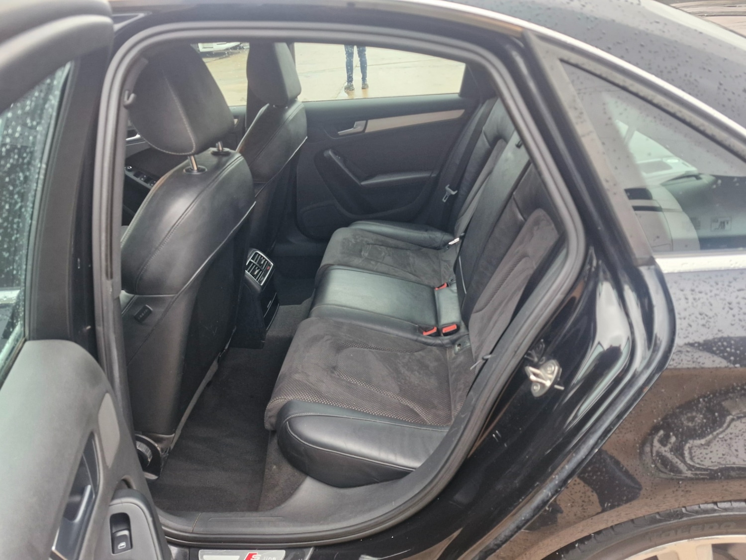 Used Audi A4 2009 for sale - 77403691: Photo 7