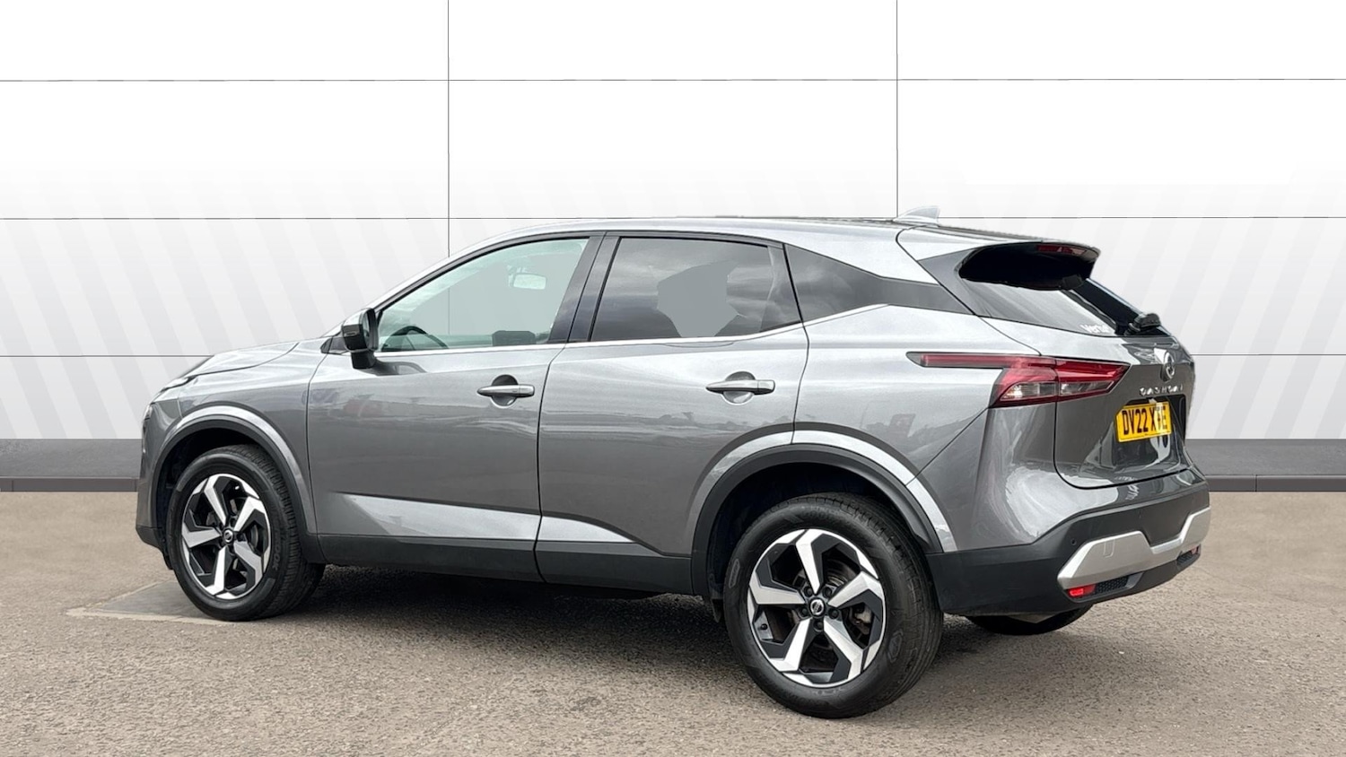 Used Nissan Qashqai 2022 for sale - 76018324: Photo 2