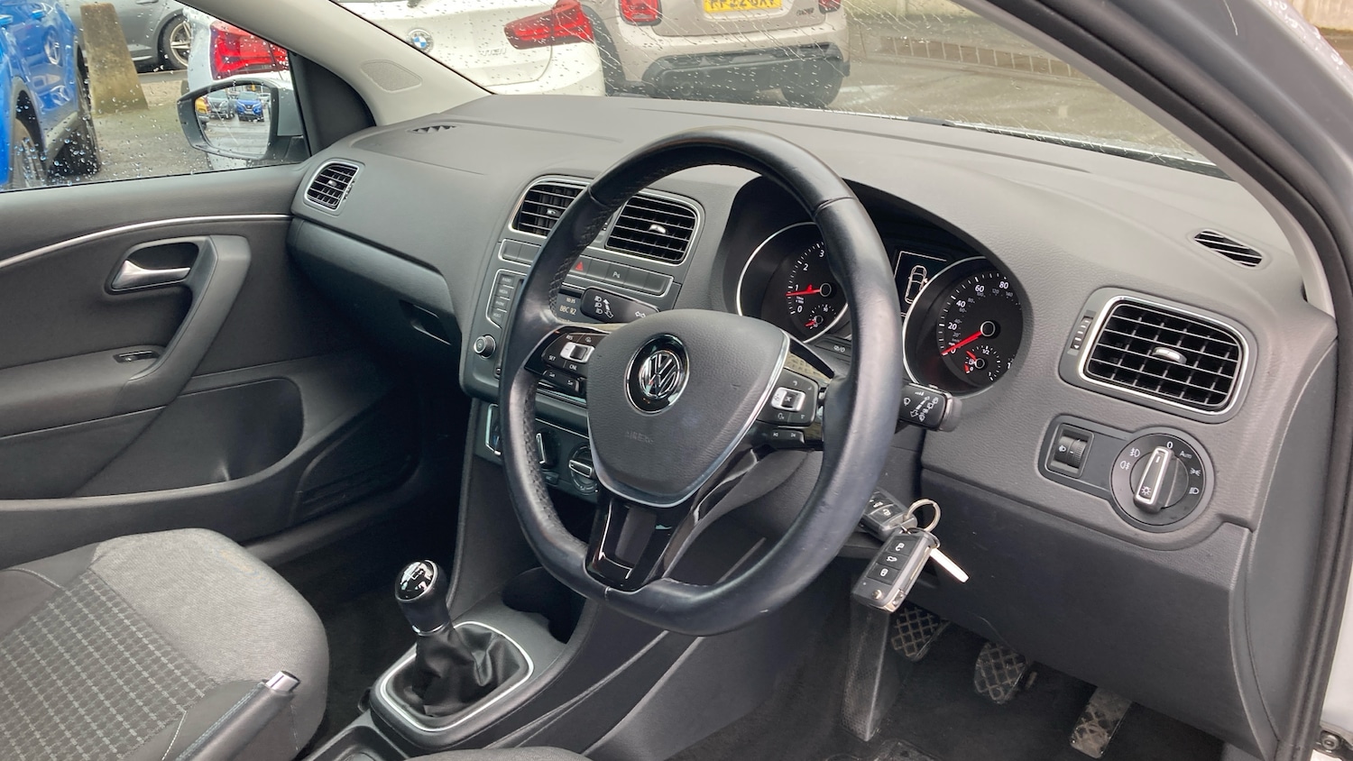 Used Volkswagen Polo 2017 for sale - 77761738: Photo 11
