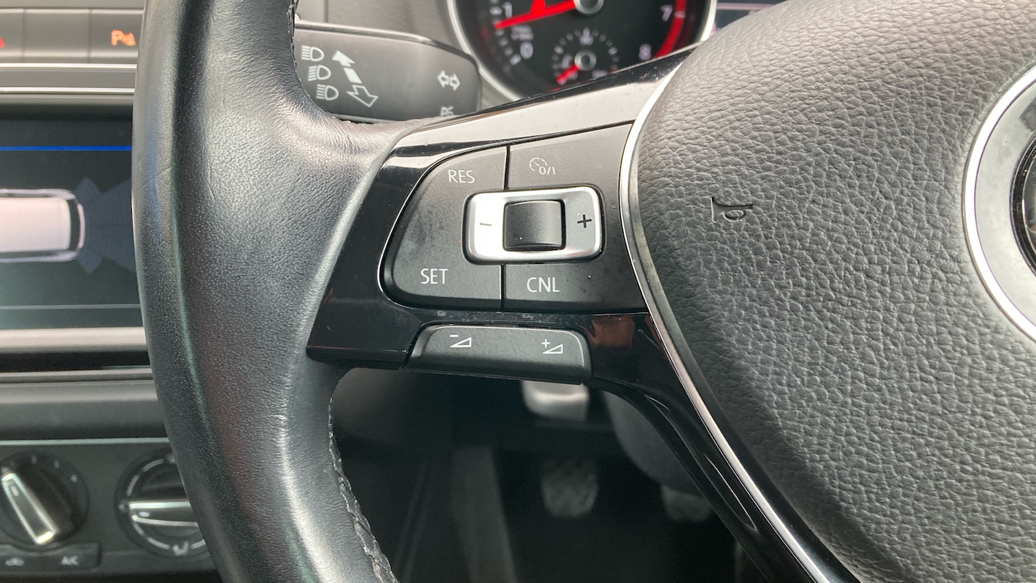 Used Volkswagen Polo 2017 for sale - 77761738: Photo 24