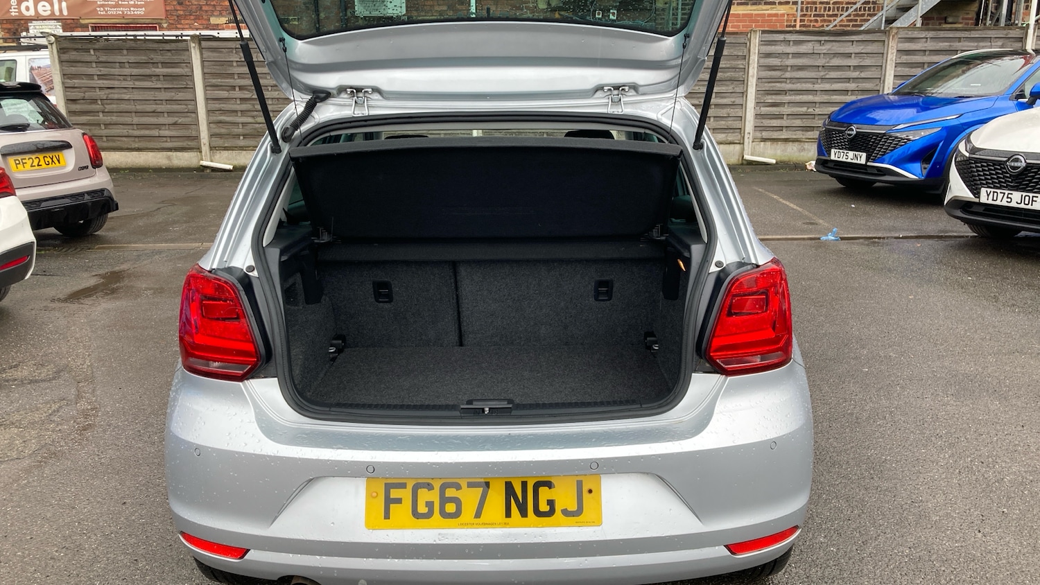 Used Volkswagen Polo 2017 for sale - 77761738: Photo 4