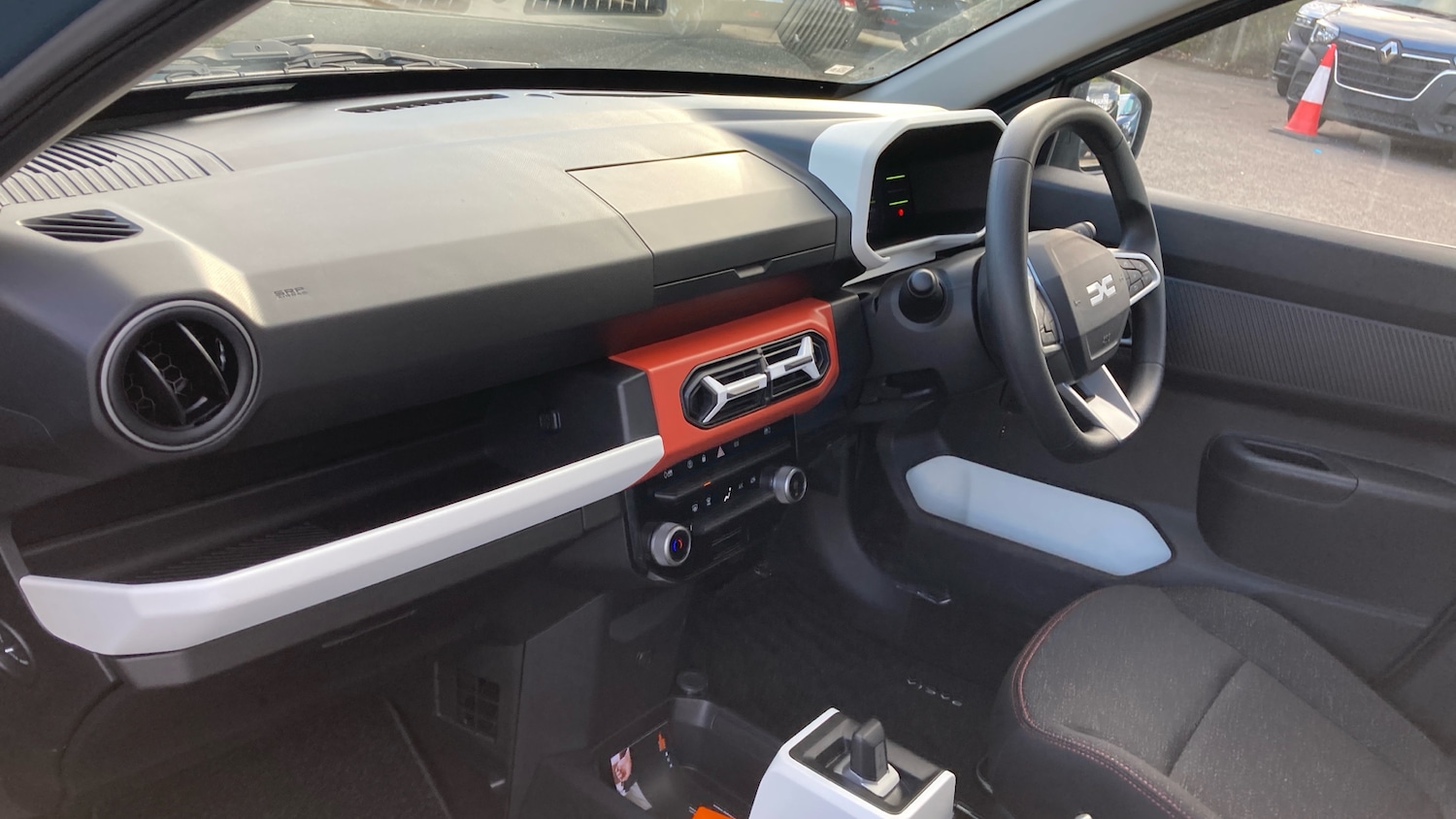 Used Dacia Spring 2025 for sale - 76391661: Photo 9