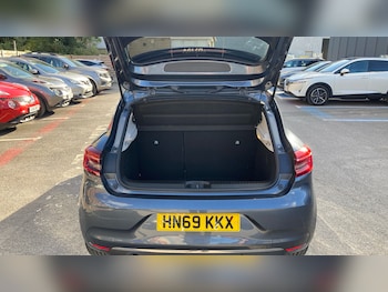 Used Renault Clio 2020 for sale - 76194726: Photo