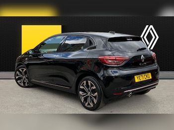 Used Renault Clio 2021 for sale - 76008717: Photo 2