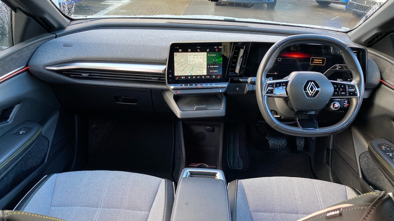 Used Renault Megane E Tech 2023 for sale - 76673104: Photo 10