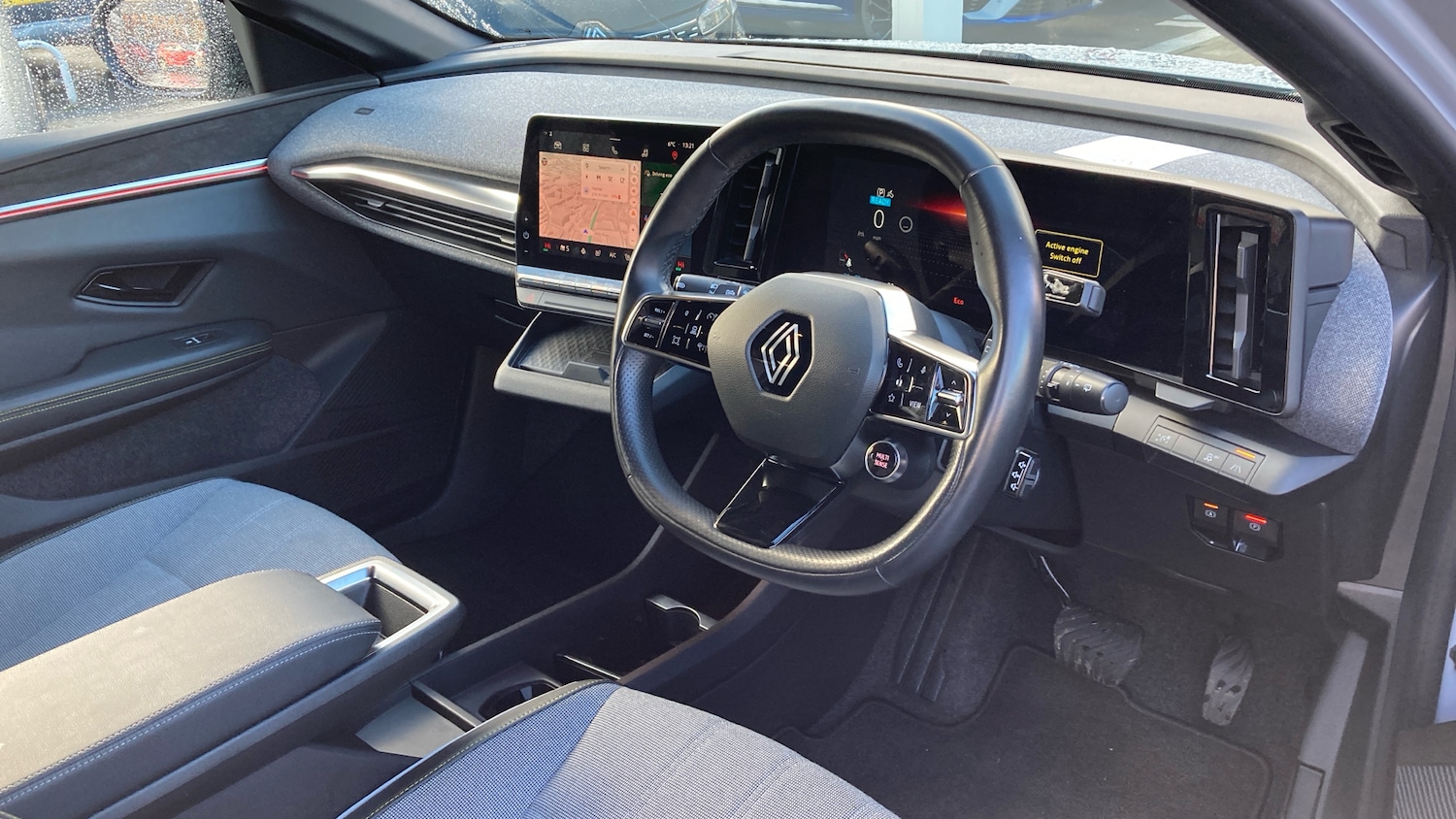 Used Renault Megane E Tech 2023 for sale - 76673104: Photo 11