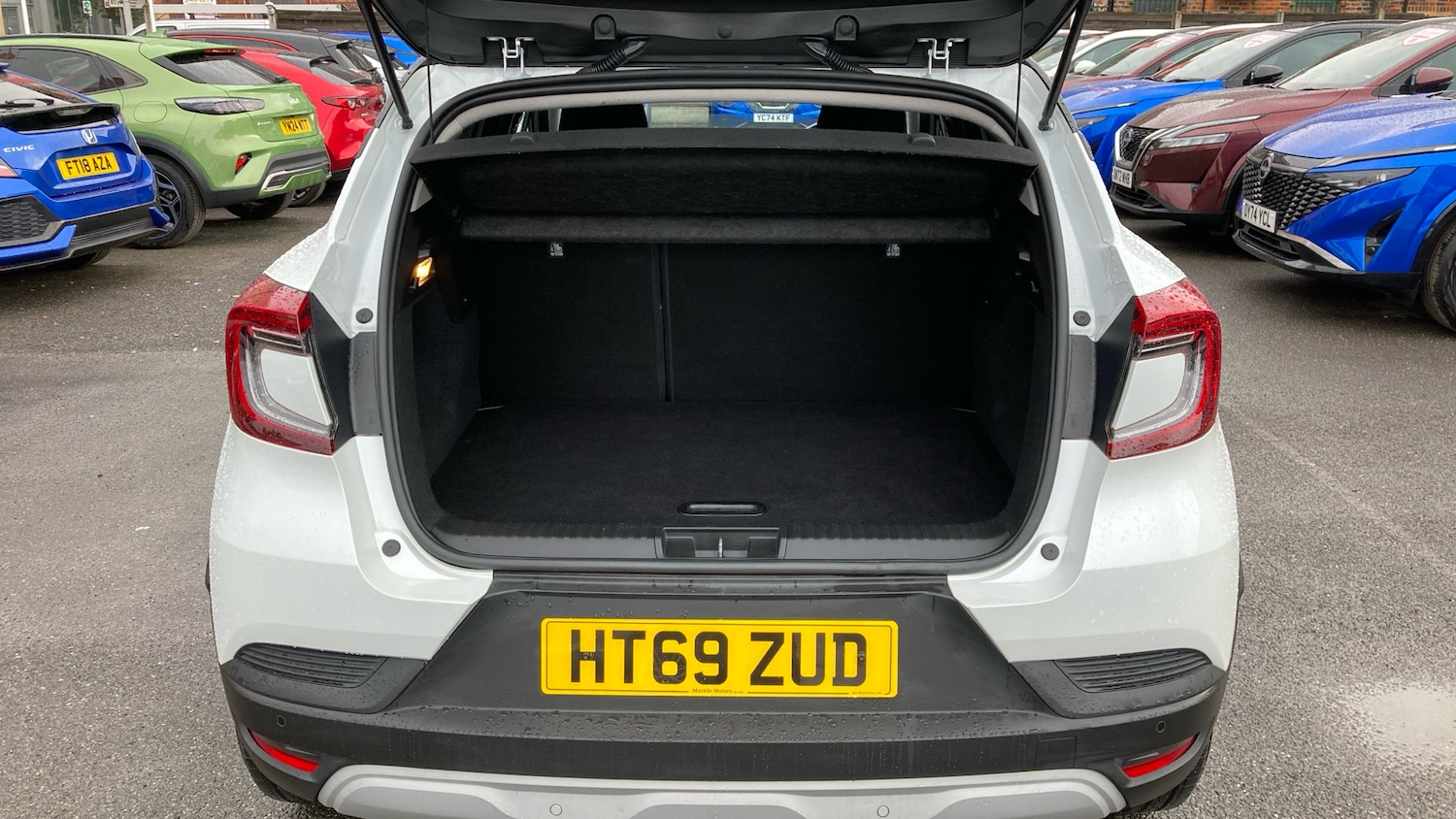 Used Renault Captur 2020 for sale - 76461720: Photo 4