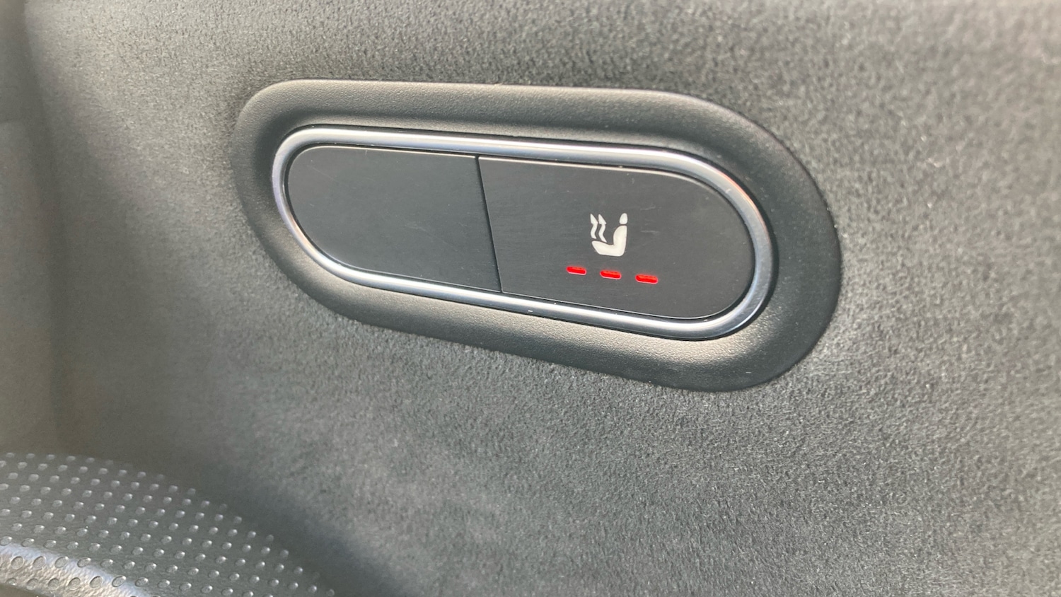 Used Mercedes-Benz A-Class 2019 for sale - 77999240: Photo 28