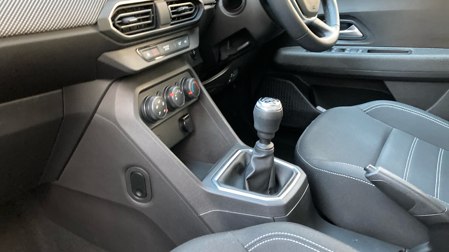 Used Dacia Sandero 2021 for sale - 76640816: Photo 13