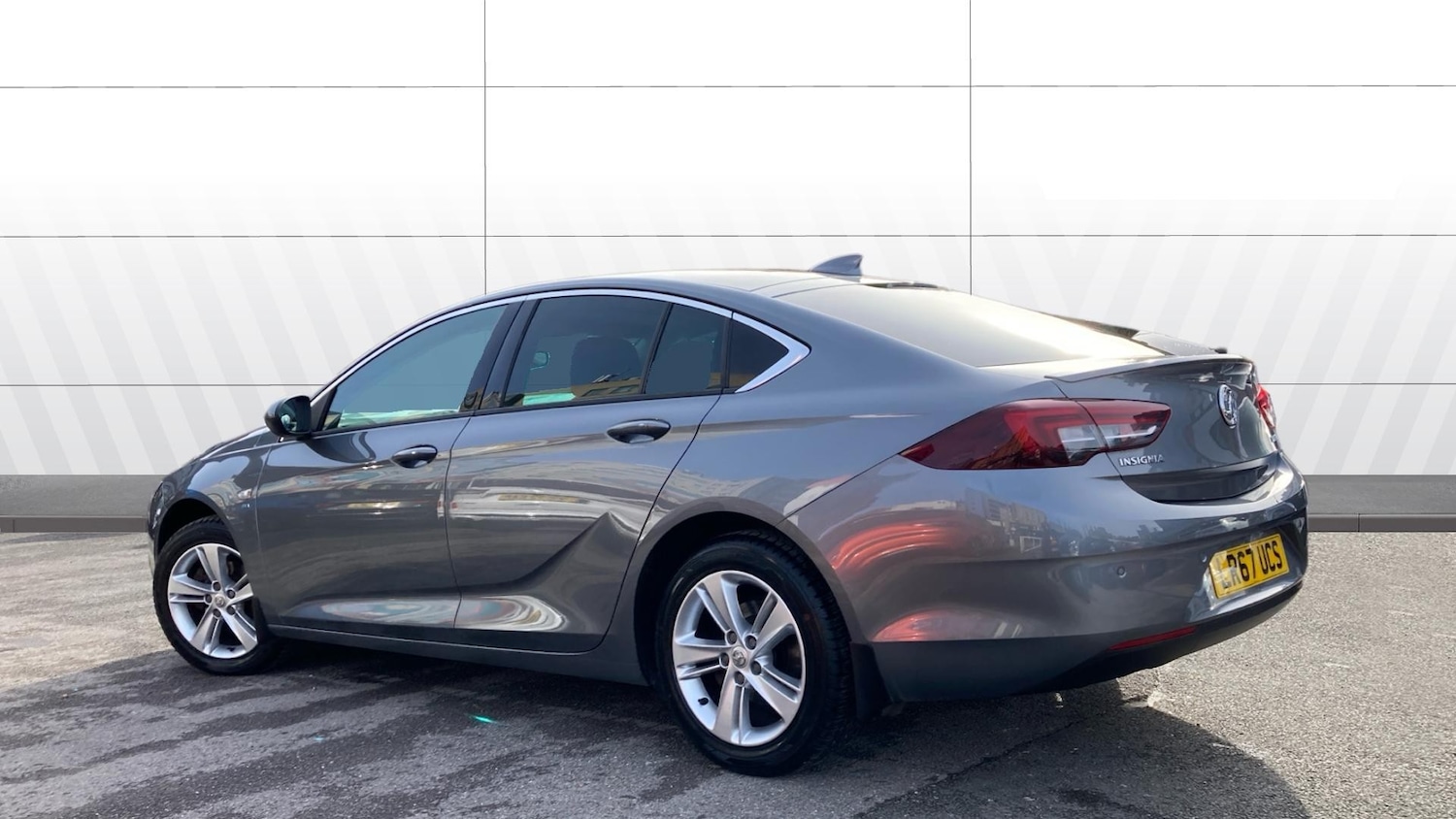 Used Vauxhall Insignia 2017 for sale - 77544554: Photo 2