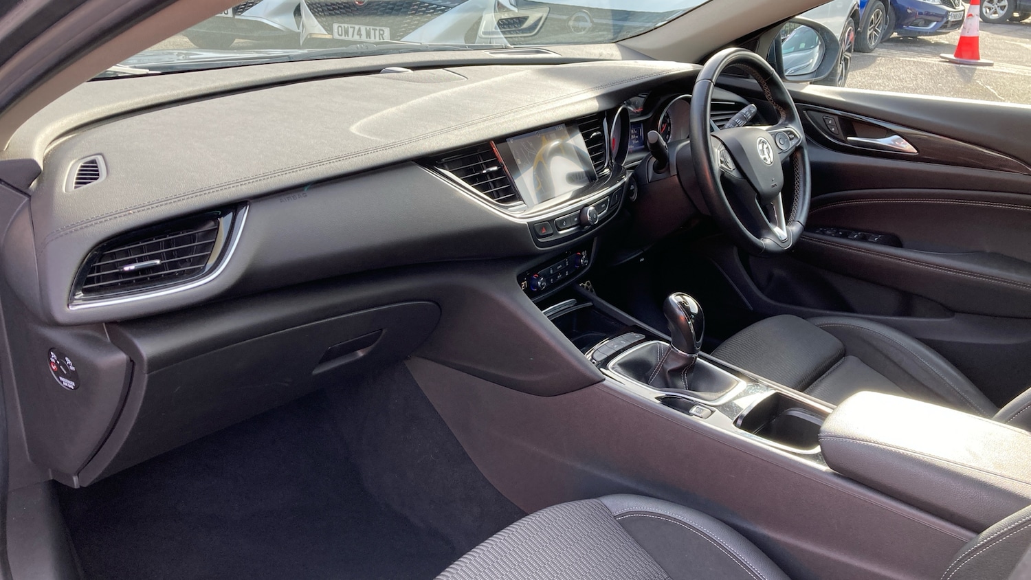 Used Vauxhall Insignia 2017 for sale - 77544554: Photo 9