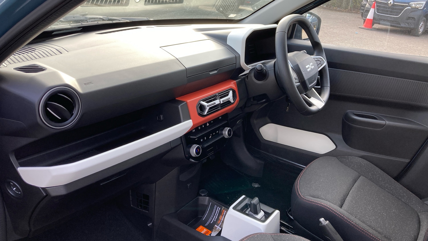 Used Dacia Spring 2025 for sale - 76391656: Photo 9