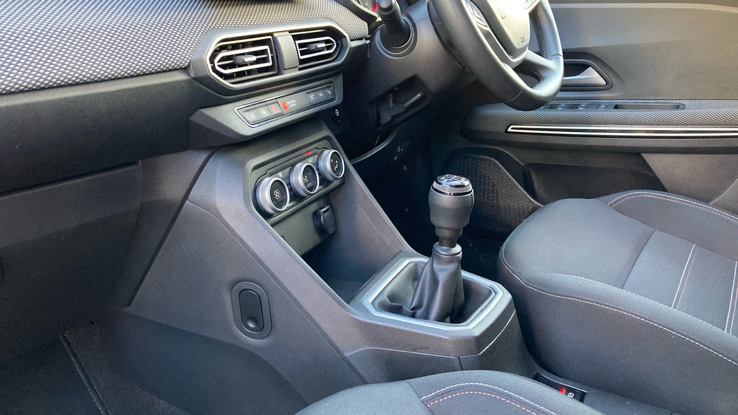 Used Dacia Jogger 2023 for sale - 76922366: Photo 13