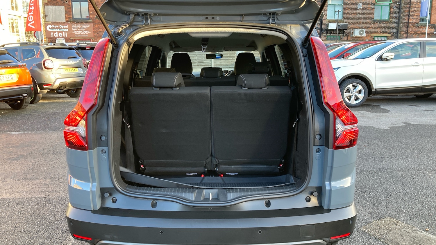 Used Dacia Jogger 2023 for sale - 76922366: Photo 4