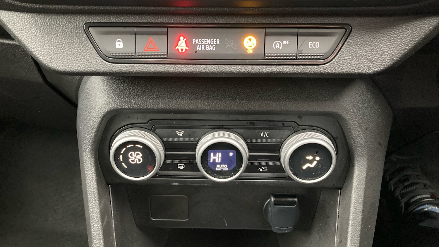 Used Dacia Jogger 2023 for sale - 77072963: Photo 22