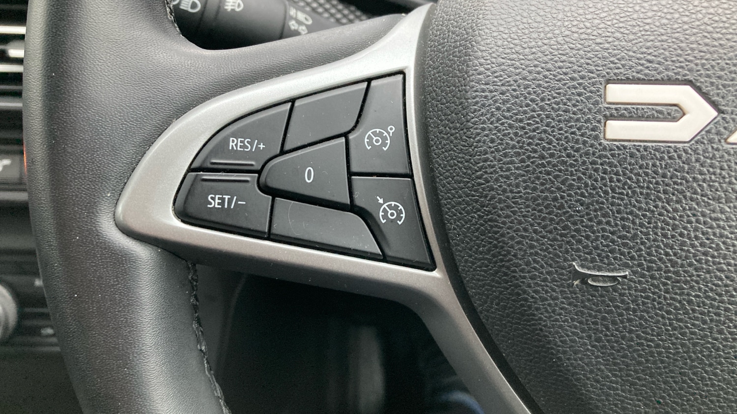 Used Dacia Jogger 2023 for sale - 77072963: Photo 24