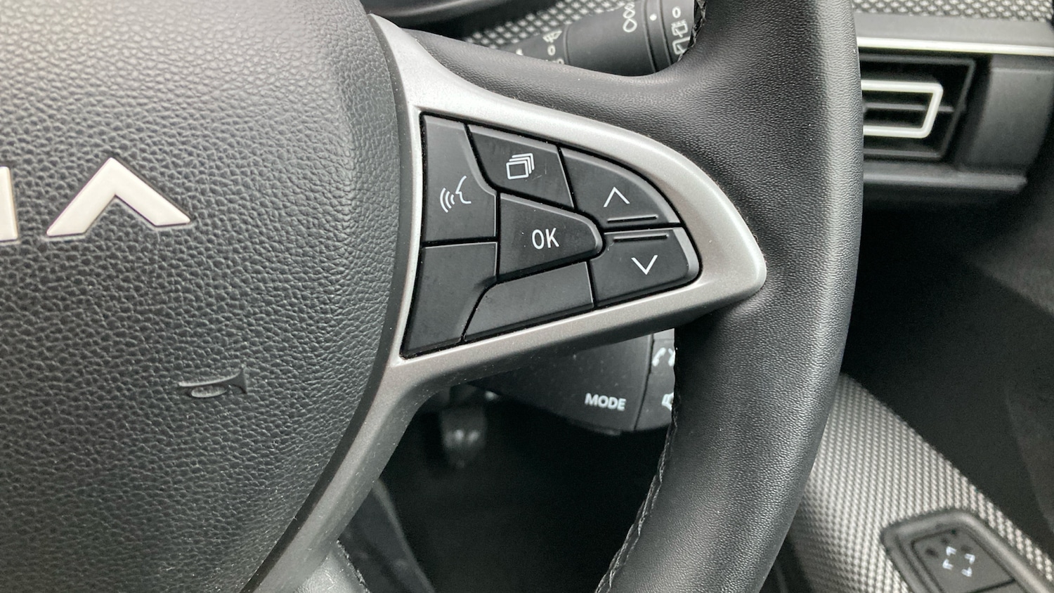 Used Dacia Jogger 2023 for sale - 77072963: Photo 25