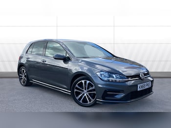 Used Volkswagen Golf 2019 for sale - 78653119: Photo