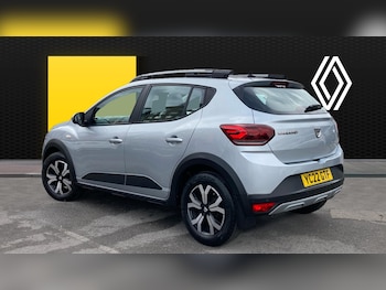 Used Dacia Sandero Stepway 2022 for sale - 76077110: Photo 2