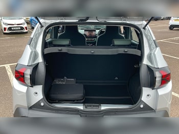 Used Dacia Spring 2024 for sale - 77687881: Photo