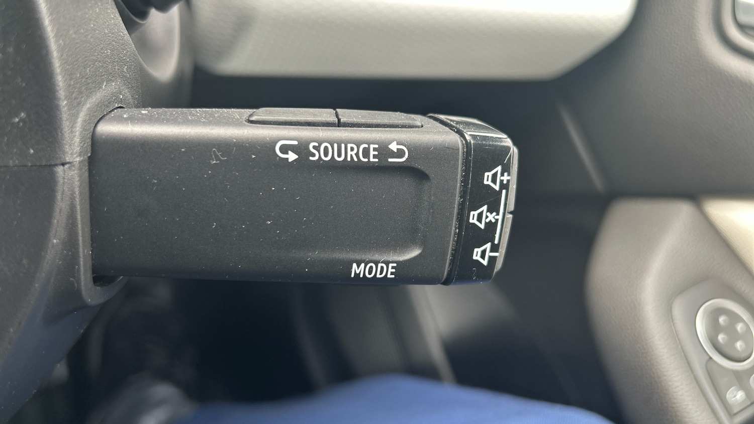 Used Renault Clio 2021 for sale - 76464349: Photo 25