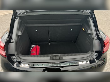 Used Renault Clio 2021 for sale - 76464349: Photo