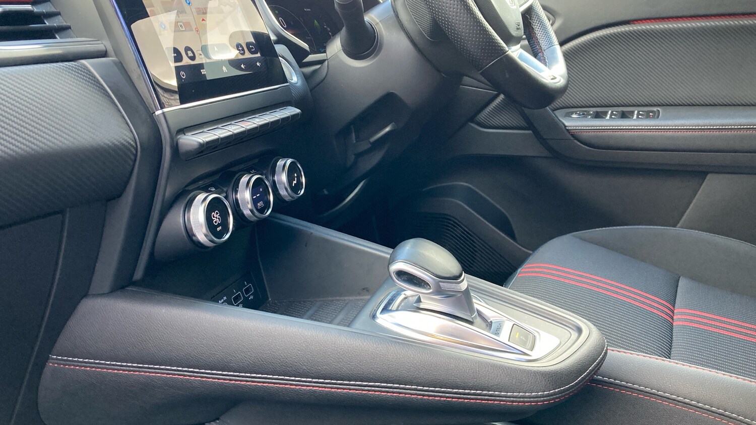 Used Renault Captur 2022 for sale - 76384919: Photo 13