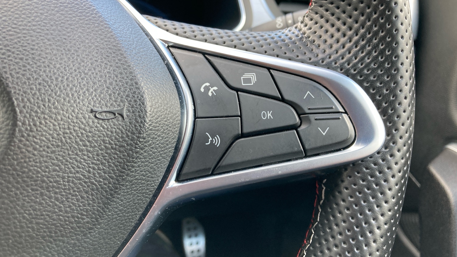 Used Renault Captur 2022 for sale - 76384919: Photo 28