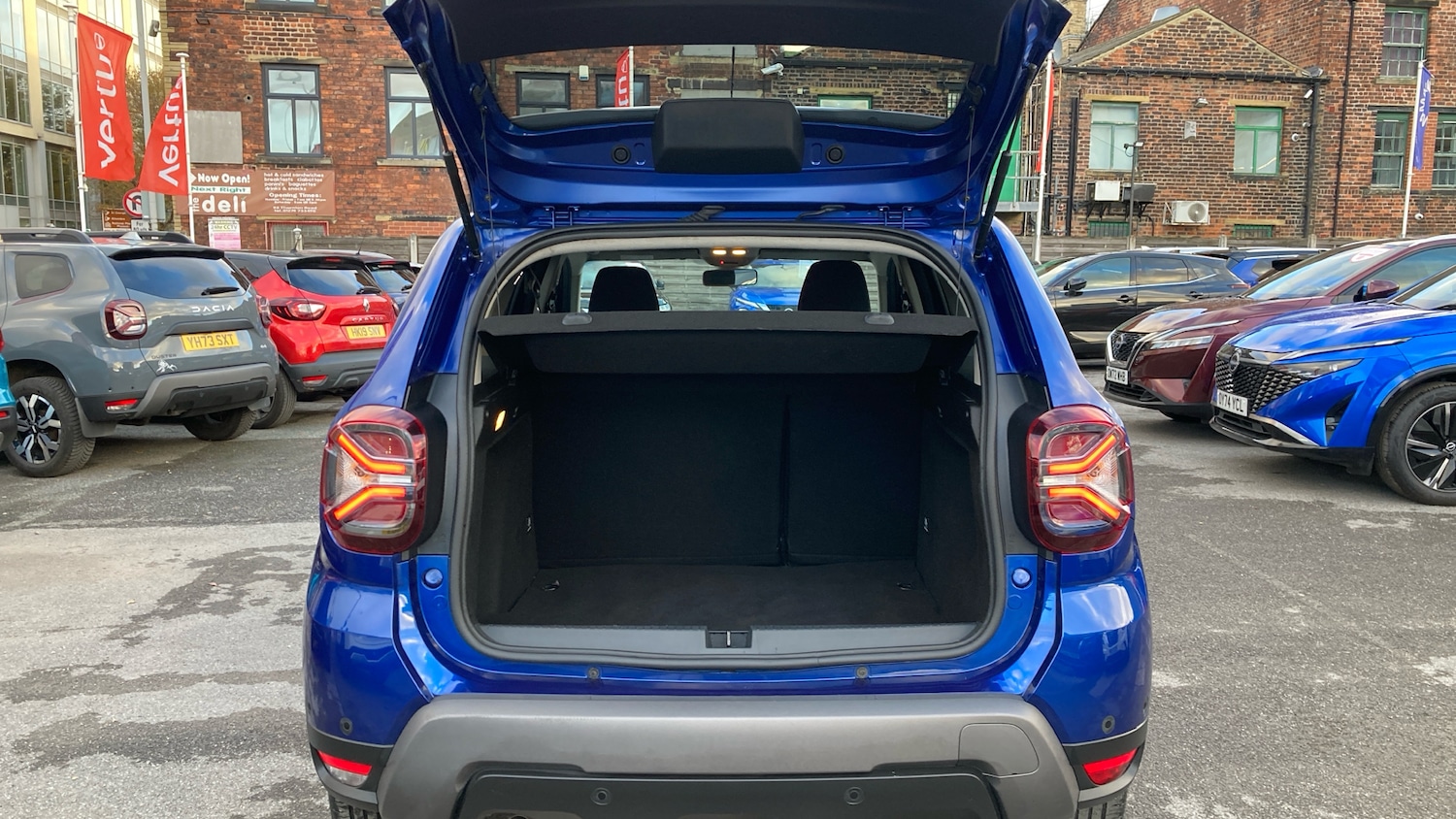 Used Dacia Duster 2023 for sale - 77128074: Photo 4