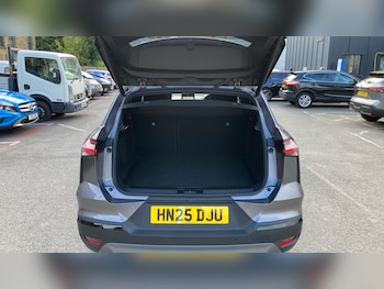 Used Renault Other 2025 for sale - 76265273: Photo 4