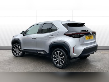 Used Toyota Yaris Cross 2022 for sale - 77247219: Photo