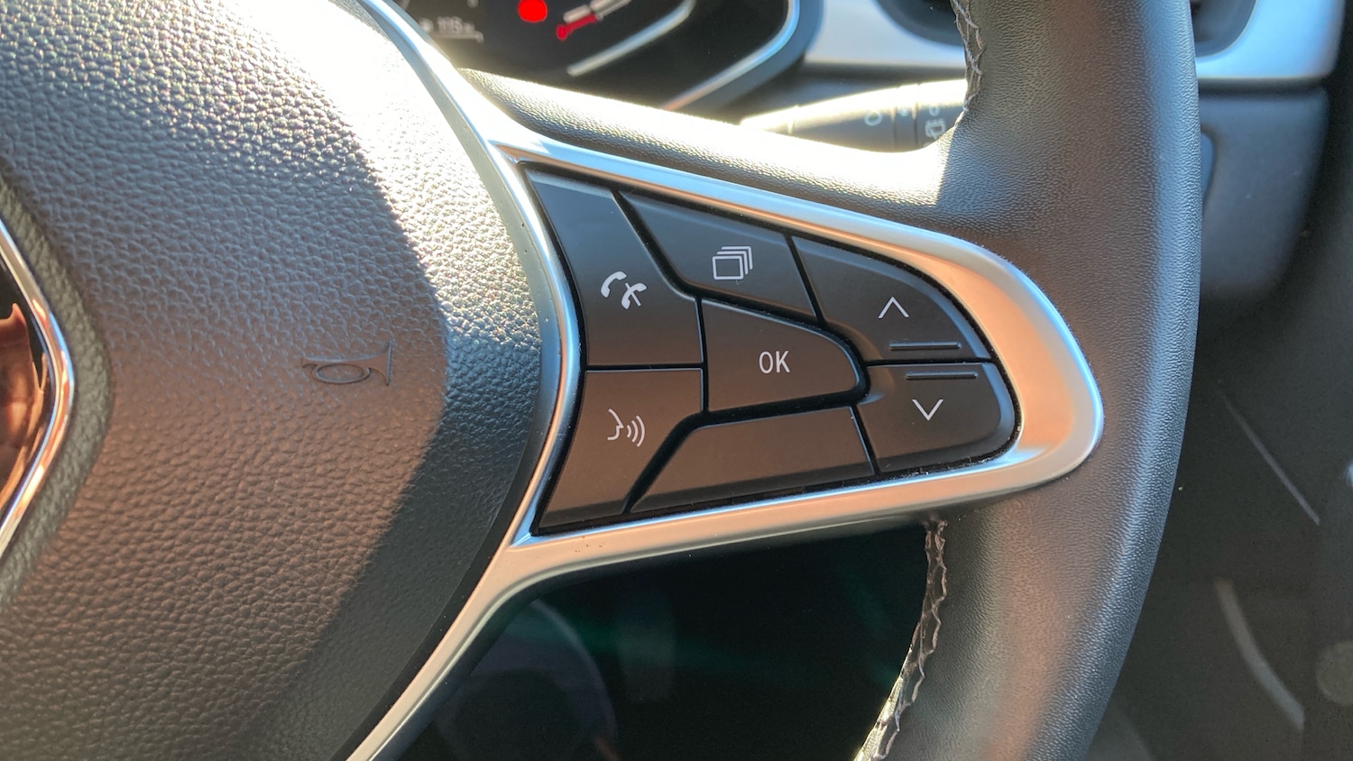 Used Renault Captur 2023 for sale - 78223184: Photo 24