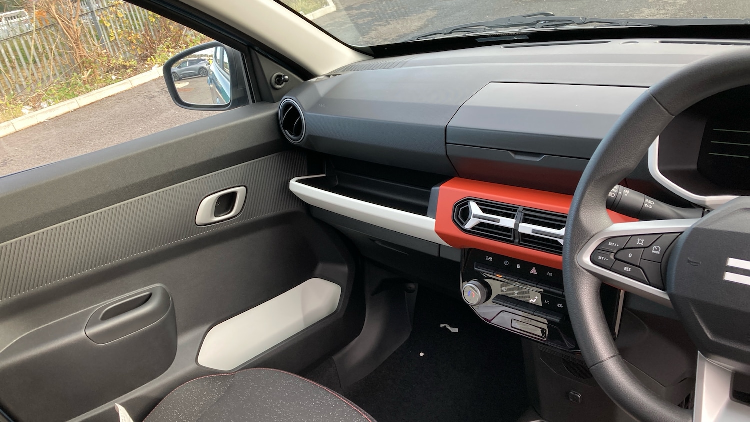 Used Dacia Spring 2025 for sale - 76391659: Photo 14