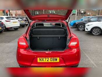 Used Suzuki Swift 2022 for sale - 75900768: Photo