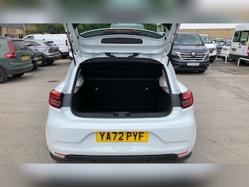 Used Renault Clio 2023 for sale - 79067124: Photo