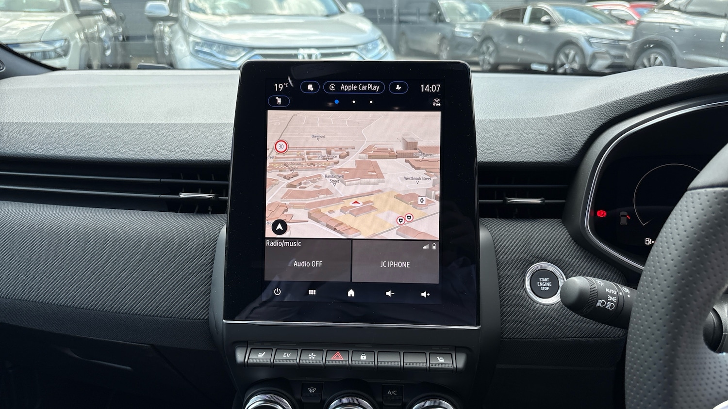 Used Renault Clio 2025 for sale - 76392223: Photo 12