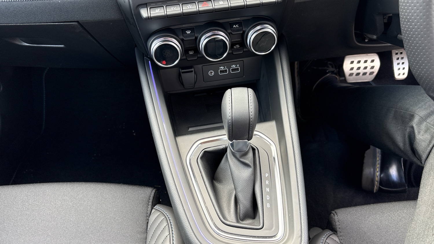 Used Renault Clio 2025 for sale - 76392223: Photo 13