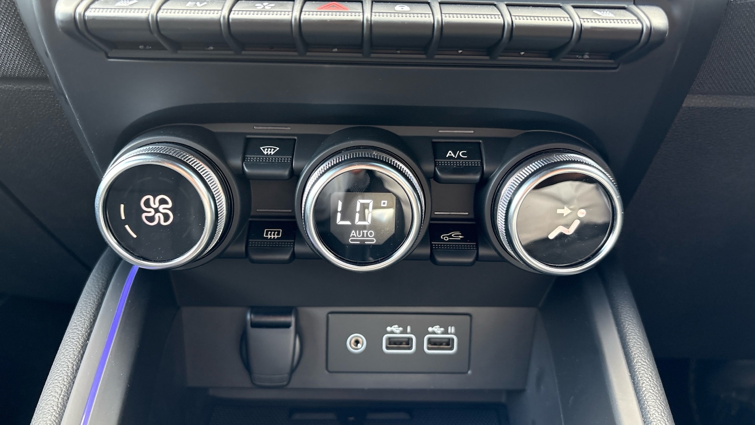 Used Renault Clio 2025 for sale - 76392223: Photo 26