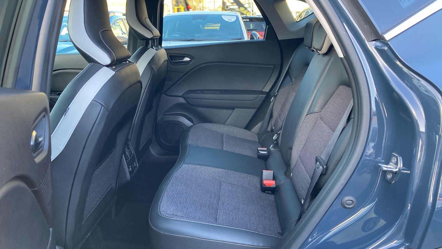 Used Renault Captur 2022 for sale - 77932510: Photo 16