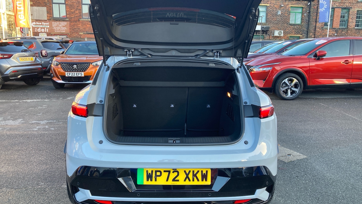 Used Renault Megane E Tech 2022 for sale - 76835347: Photo 4