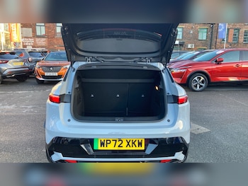 Used Renault Megane E Tech 2022 for sale - 76835347: Photo