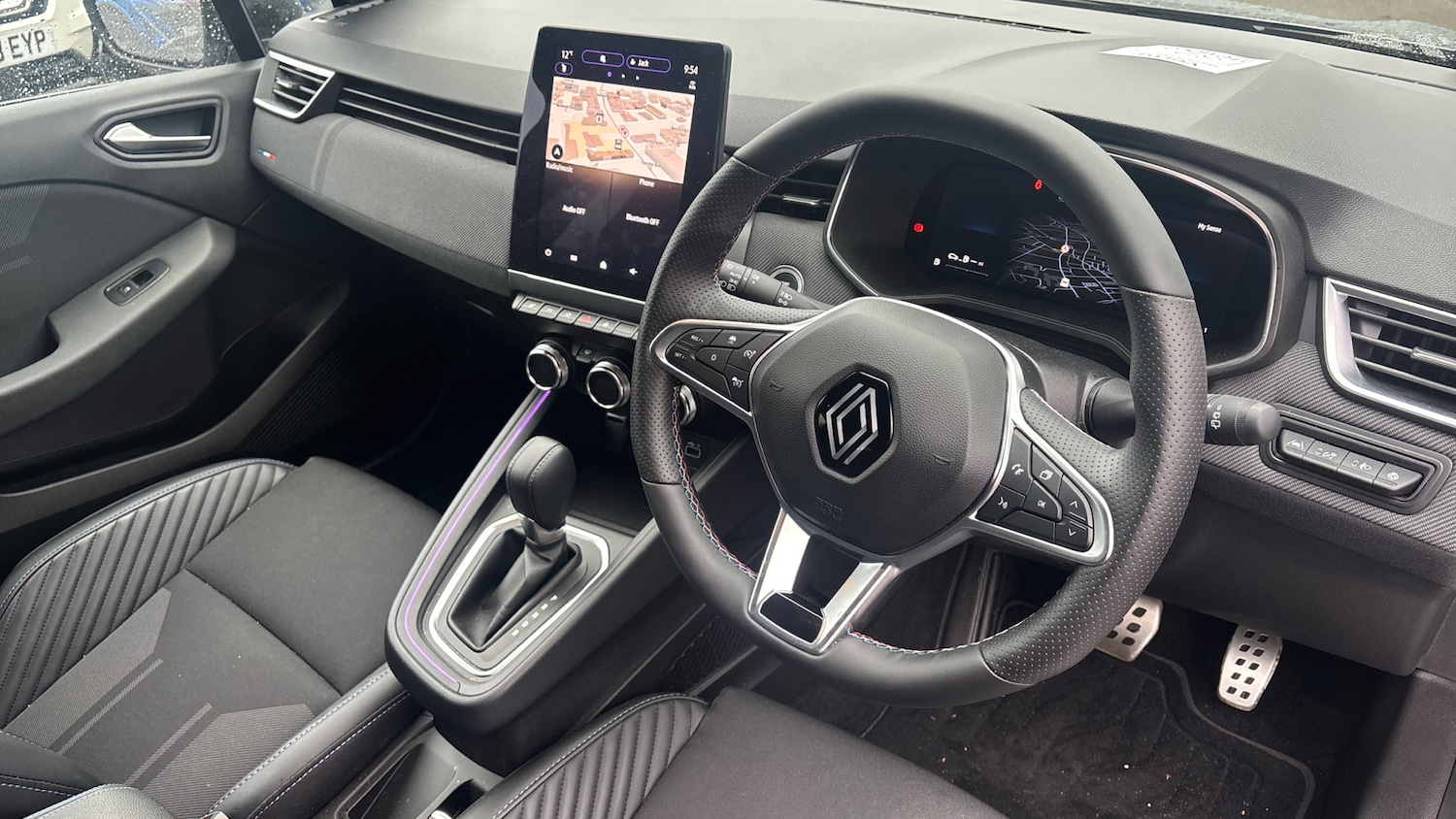 Used Renault Clio 2023 for sale - 76625614: Photo 11