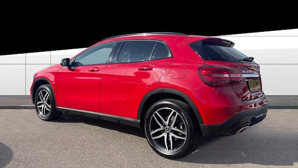 Used Mercedes-Benz GLA 2018 for sale - 76115810: Photo 2