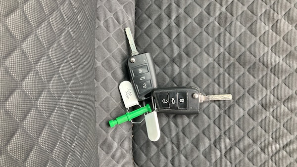 Used Volkswagen Tiguan 2017 for sale - 76143103: Photo 20