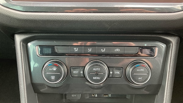 Used Volkswagen Tiguan 2017 for sale - 76143103: Photo 26