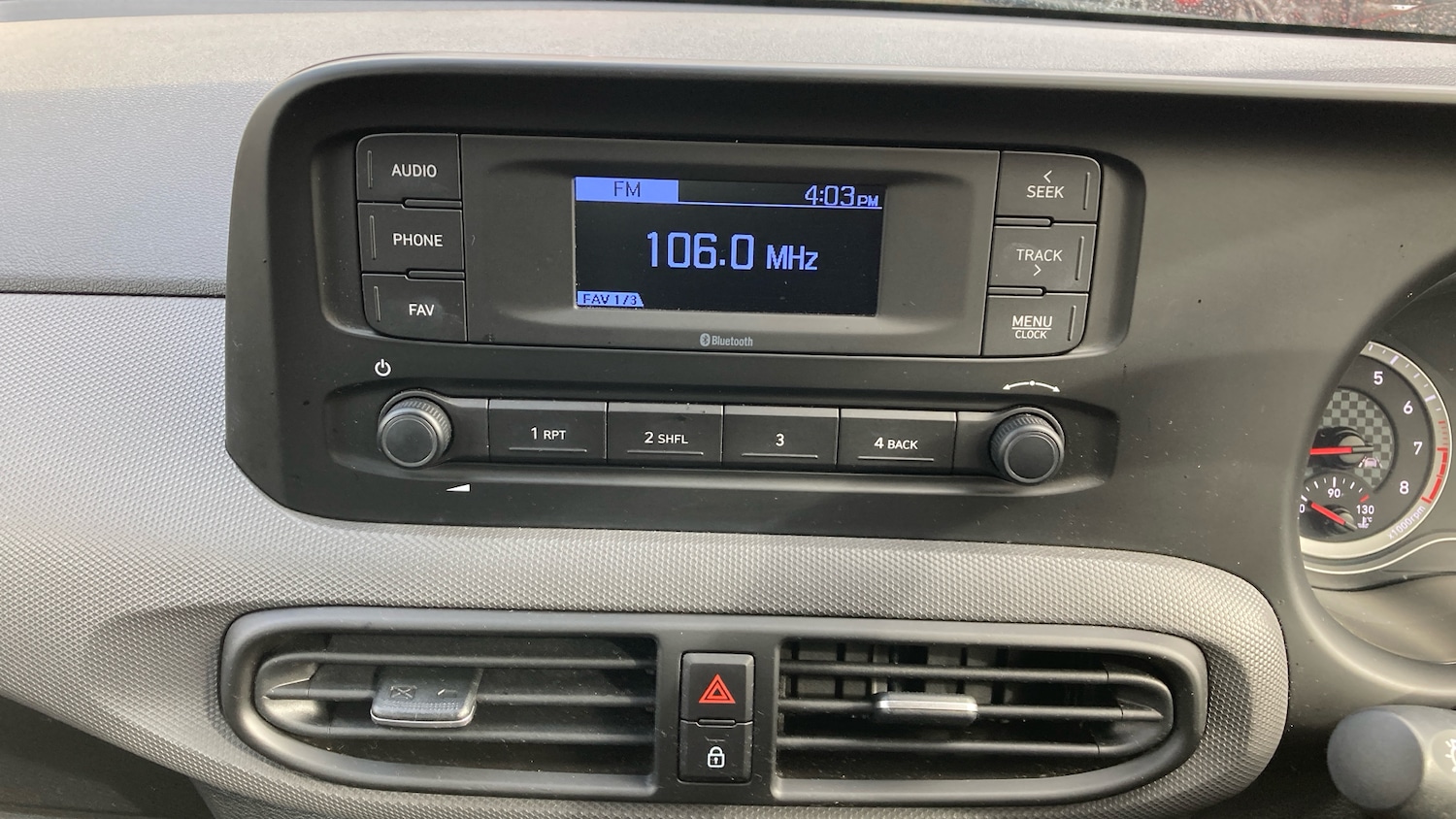Used Hyundai i10 2022 for sale - 76143550: Photo 12