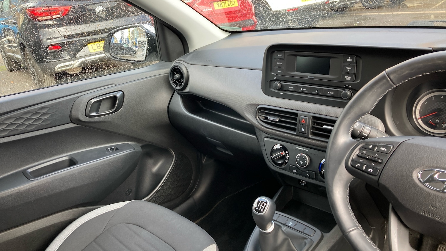 Used Hyundai i10 2022 for sale - 76143550: Photo 14