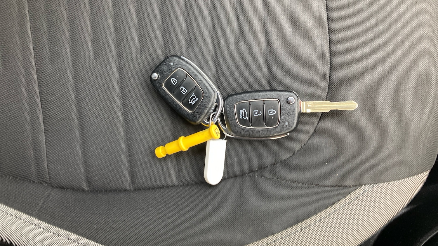 Used Hyundai i10 2022 for sale - 76143550: Photo 20